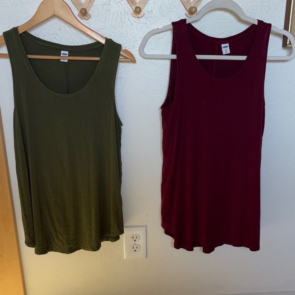Old Navy Scoop Neck Tank Duo — Olive Green and Burgundy